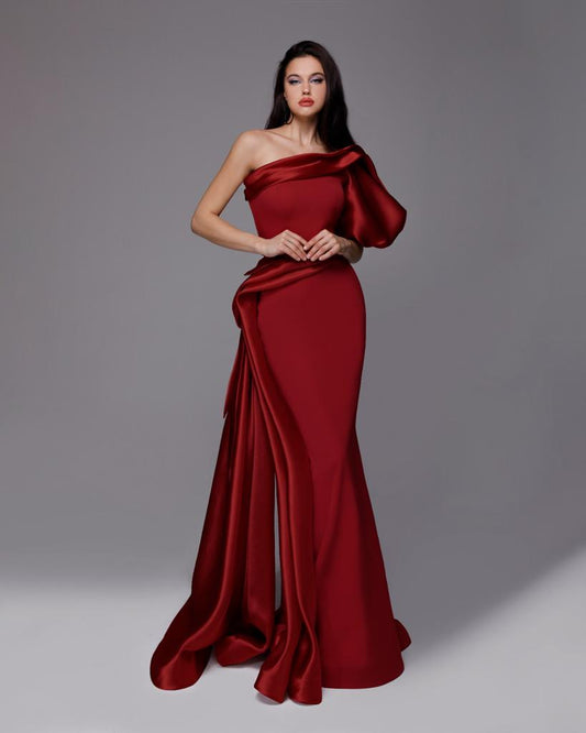 Unleash Your Inner Diva: Choosing the Perfect Long Dress for Every Body Shape! 💃